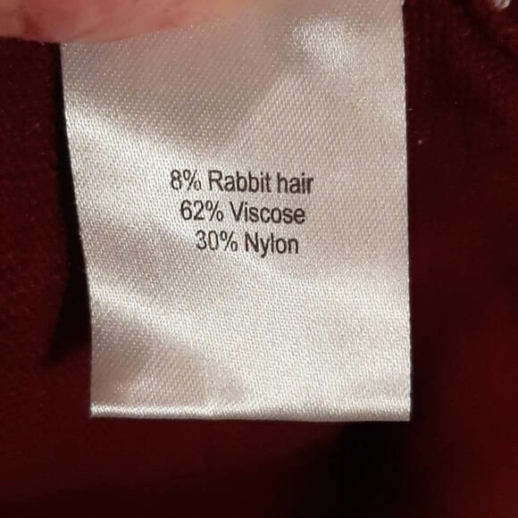 Soon Maternity Riley V-Neck Maternity Sweater Red - Picture 6 of 9